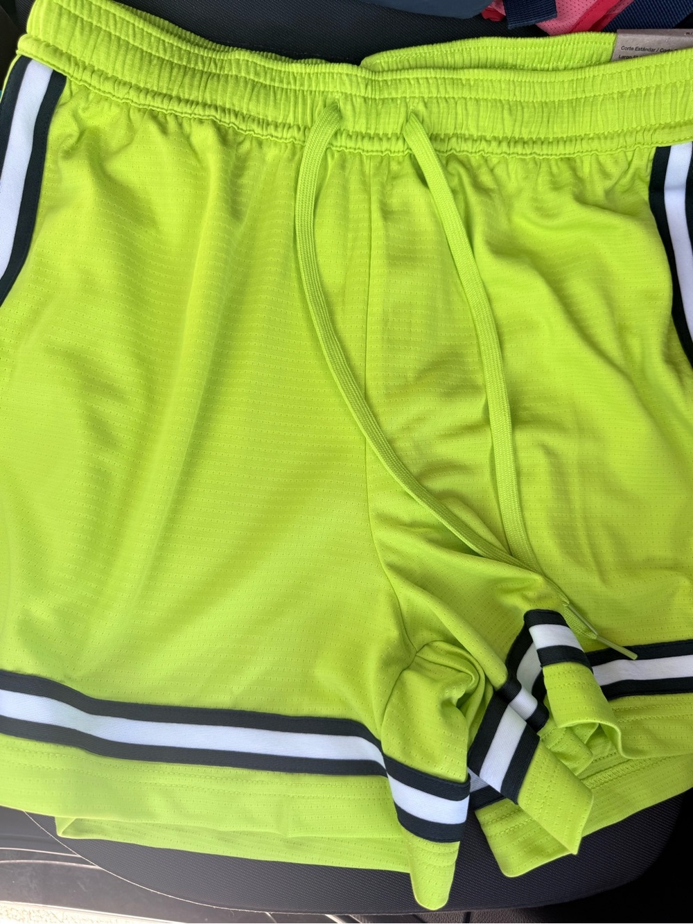 Nike Women’s Crossover Shorts Size Medium NEW